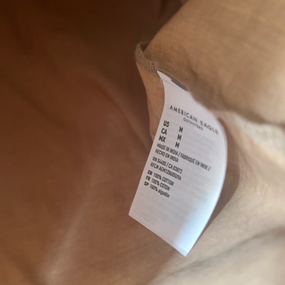 NWOT AE Button Down - Picture 2 of 2